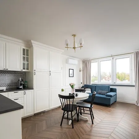 Petit Paris 36 Warszawa