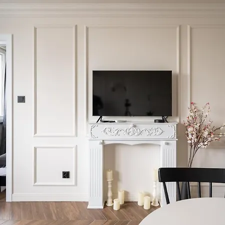 Daire Petit Paris 36 *
