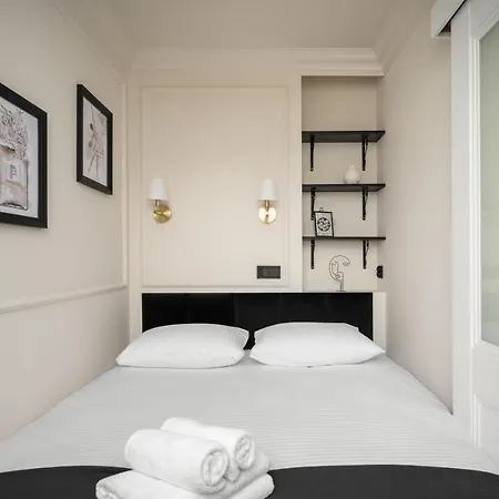 Petit Paris 36 Warszawa